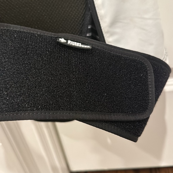 Sweet Protection Ski Back Protector Vest II in medium women - Picture 8 of 9